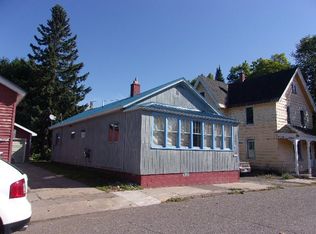 805 Scott St, Calumet, MI 49913