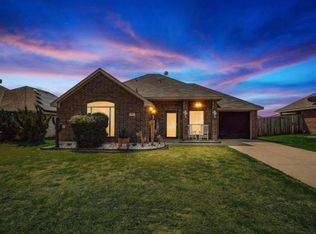634 Jordan Ln, Waxahachie, TX 75165