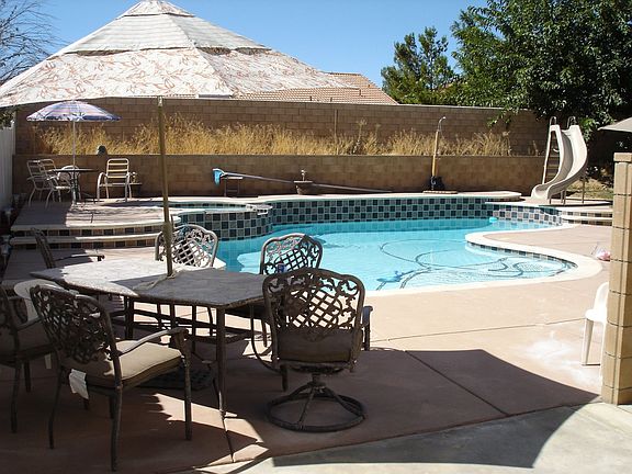 Pool & Spa