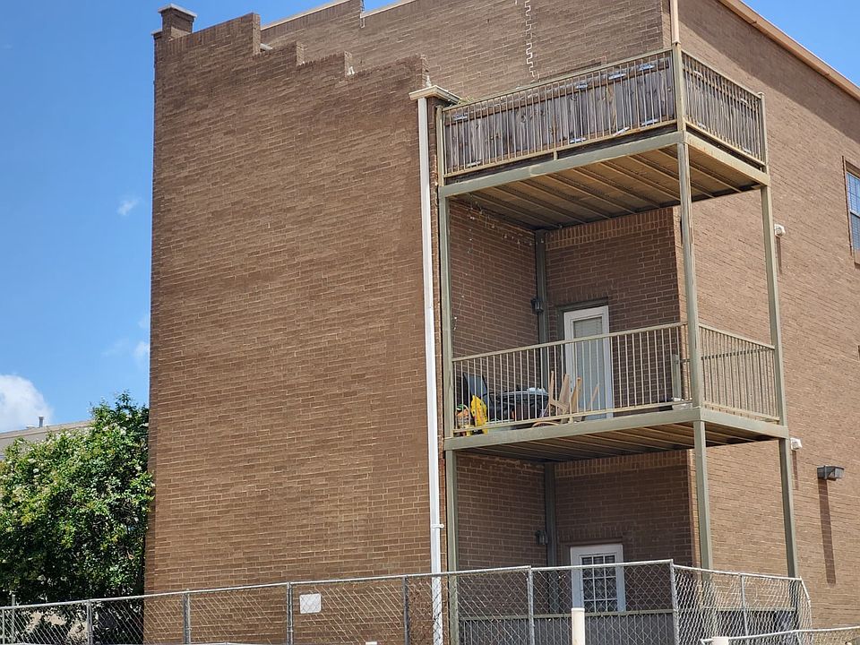 Building Photo 3