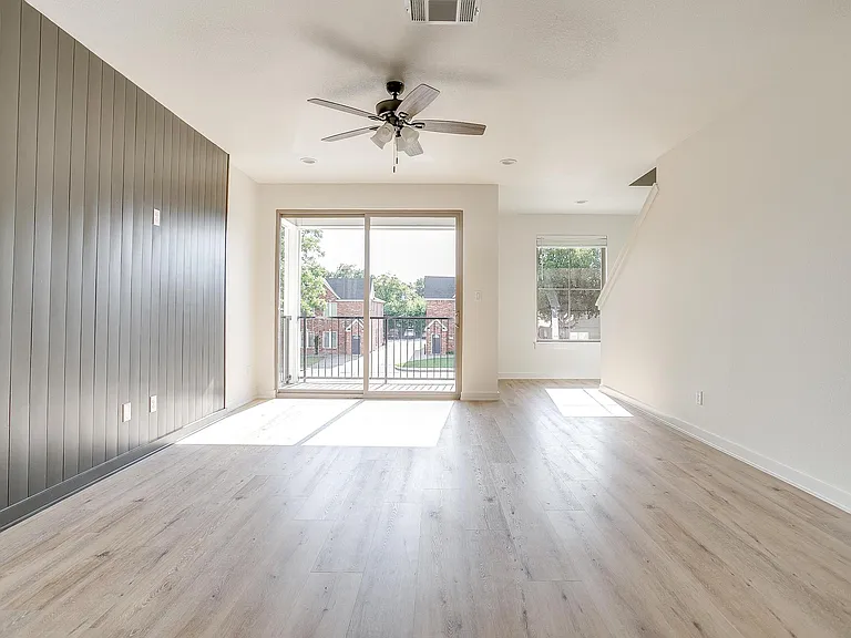 3223 S University Dr — Photo 18