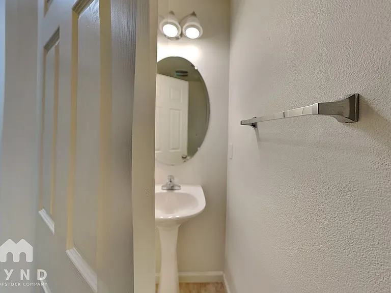 15390 SW Mallard Dr #103 — Photo 17