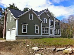 320 Buxton St, North Smithfield, RI 02896
