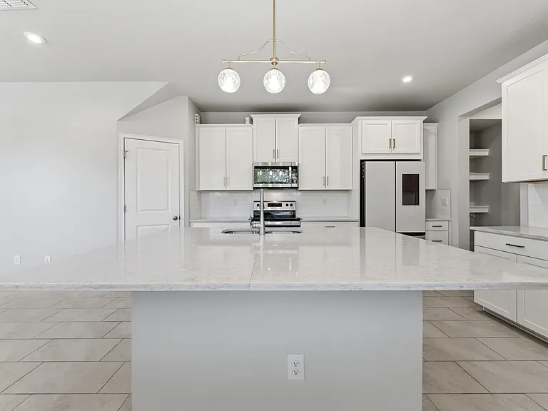 2587 Everglade Way — Photo 4