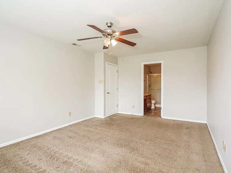 10610 Crackling Dr — Photo 12