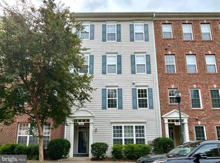 164 Chevy Chase St #164, Gaithersburg, MD 20878