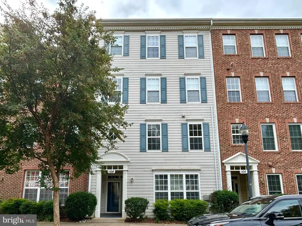 164 Chevy Chase St #164, Gaithersburg, MD 20878