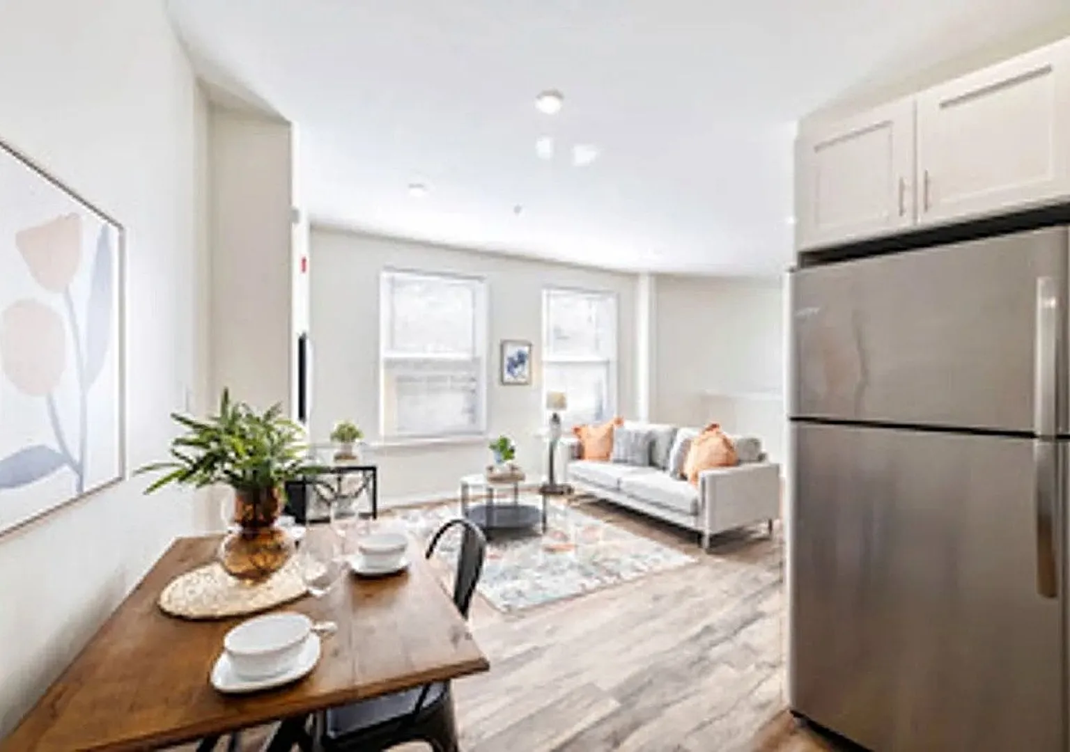 Amazing New Luxury Apartmnts Located In Trendy East Germantown — Photo 4
