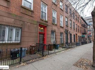 194 W 9th St, Brooklyn, NY 11231