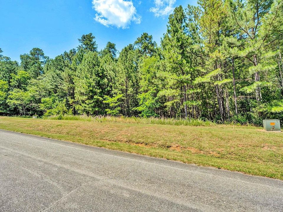 1st image of 318 Hidden Cove Ln