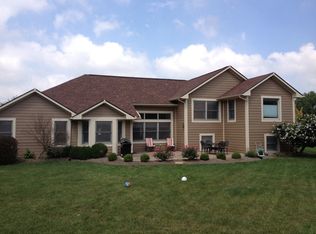 414 Maple Springs Dr, Dayton, OH 45458