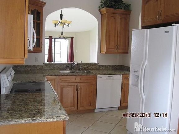 3rd image of 16666 Greens Edge Cir APT 64