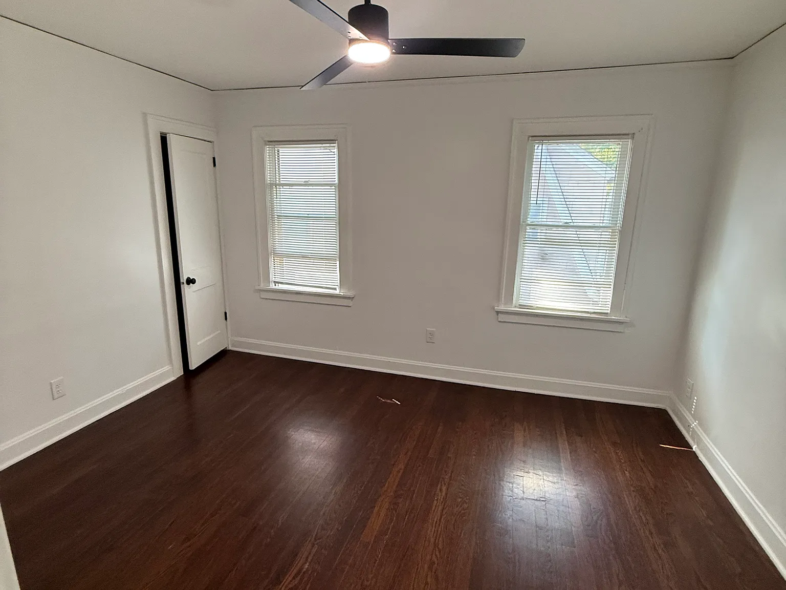 3 bed, 1891 sqft, $2,850 — Photo 4