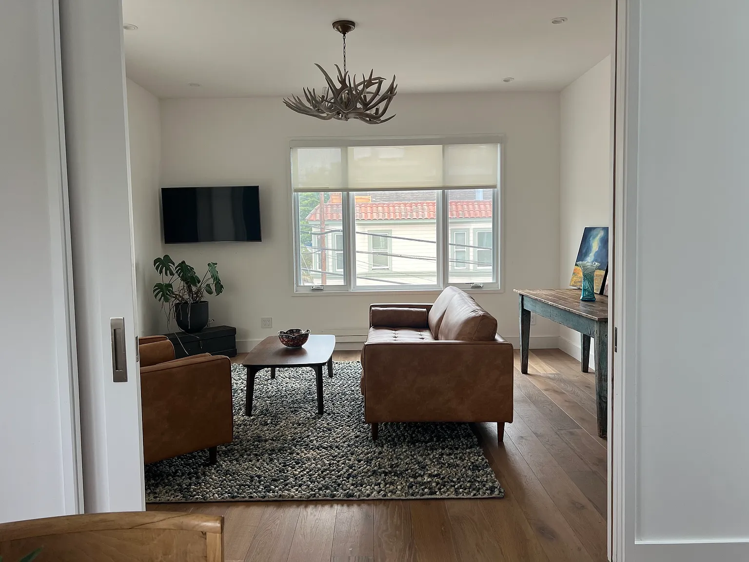 1 bed, 1100 sqft, $5,800 — Photo 2
