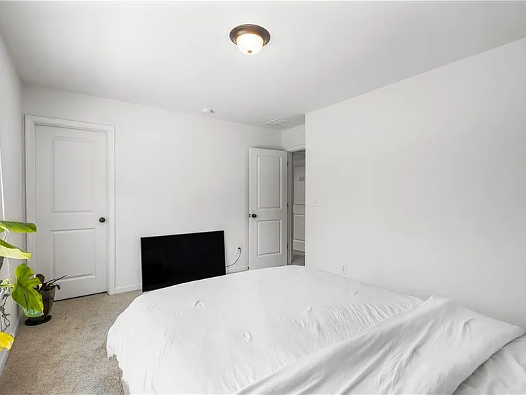 869 Venture Way SW — Photo 17