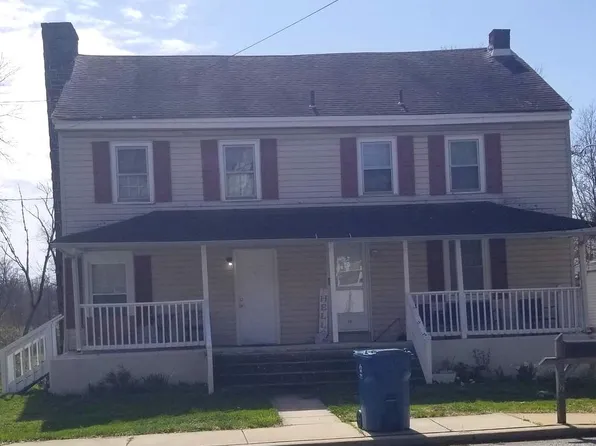 28 E Main St, Christiana, DE 19702