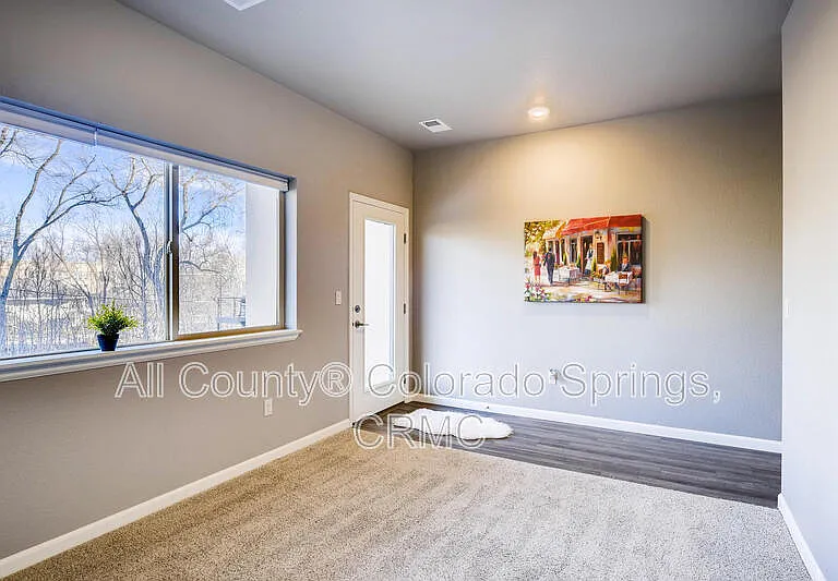 50 Cheyenne Blvd — Photo 3