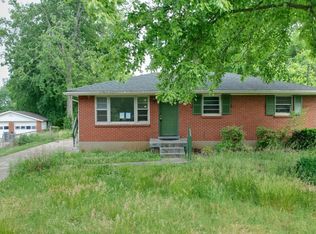5913 Rocky Mountain Dr, Louisville, KY 40219