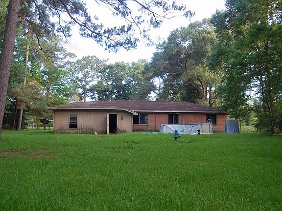 2nd image of 890 Lost Lake Ln