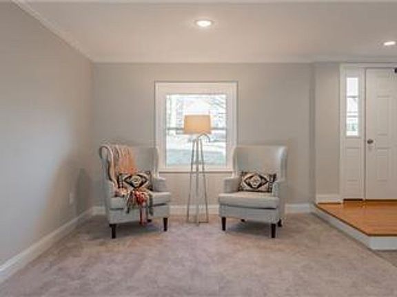 5th image of 4907 Monumental St