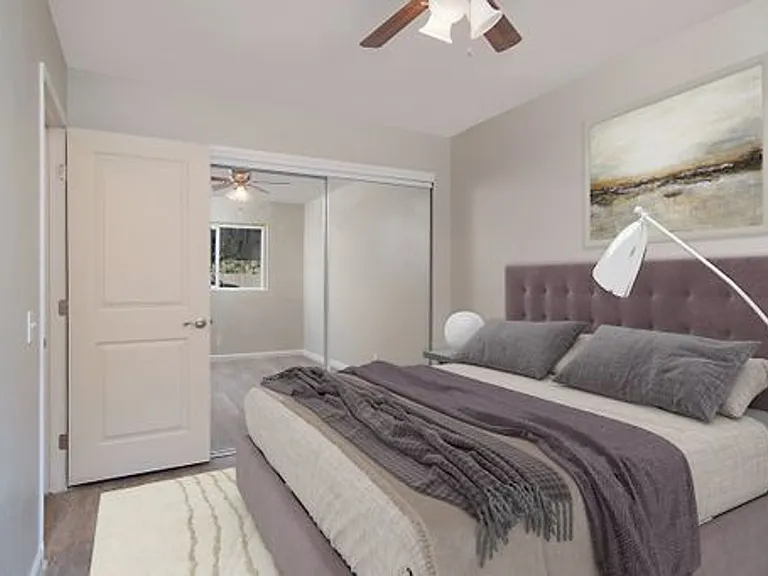 8058 Golden Ave — Photo 12