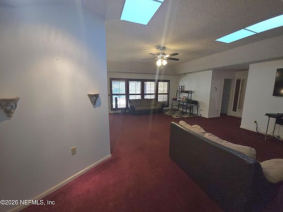 2nd image of 6030 ROYAL Circle