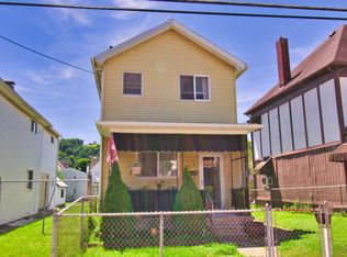 618 E 3rd Ave, Tarentum, PA 15084