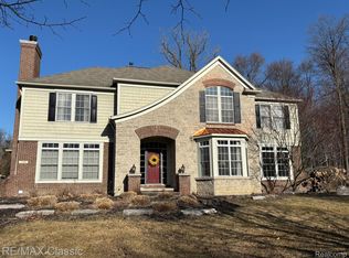 1380 Trinity Rd, Canton, MI 48187