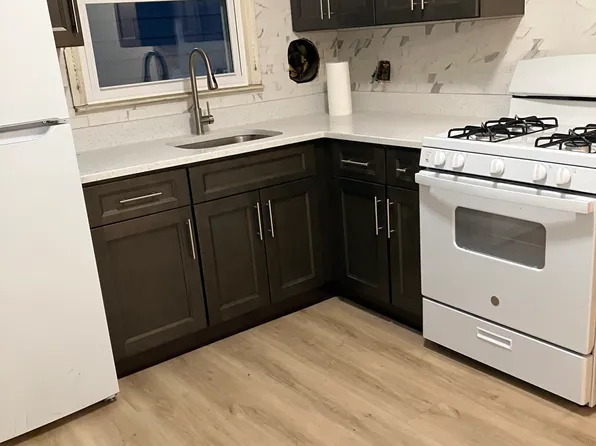 13240 57th Rd, Flushing, NY 11355