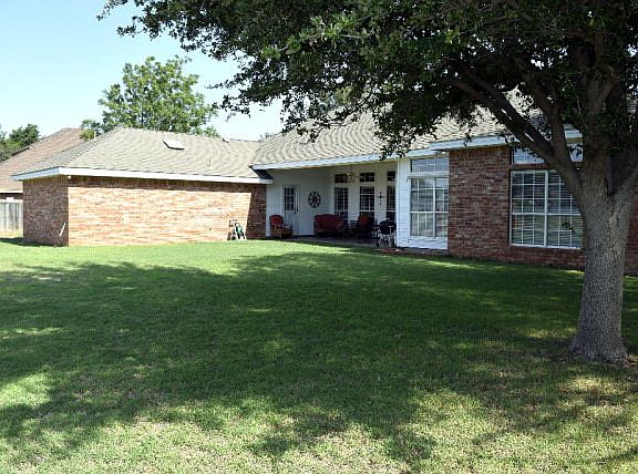 2nd image of 6943 Sunrise Ct