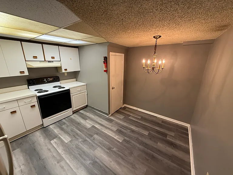 2607 Chichester Ave — Photo 17