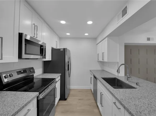 8101 W Flamingo Rd Unit 2152, Las Vegas, NV 89147