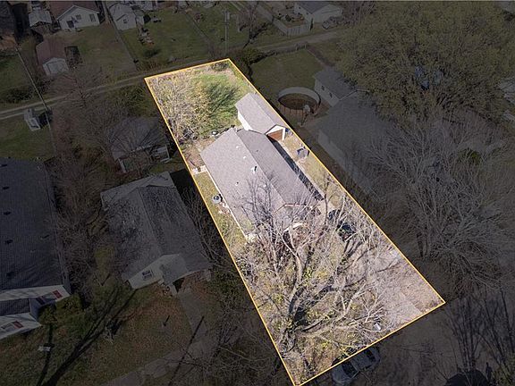 4th image of 1010 W 3rd St