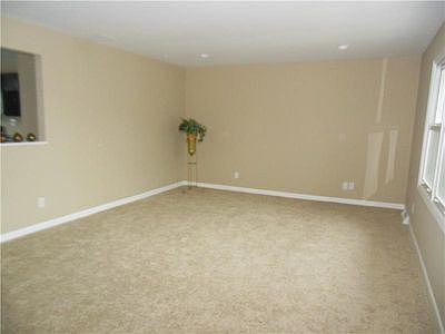 Front room|Living room