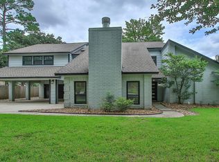 22 Tangle Brush Dr, Spring, TX 77381