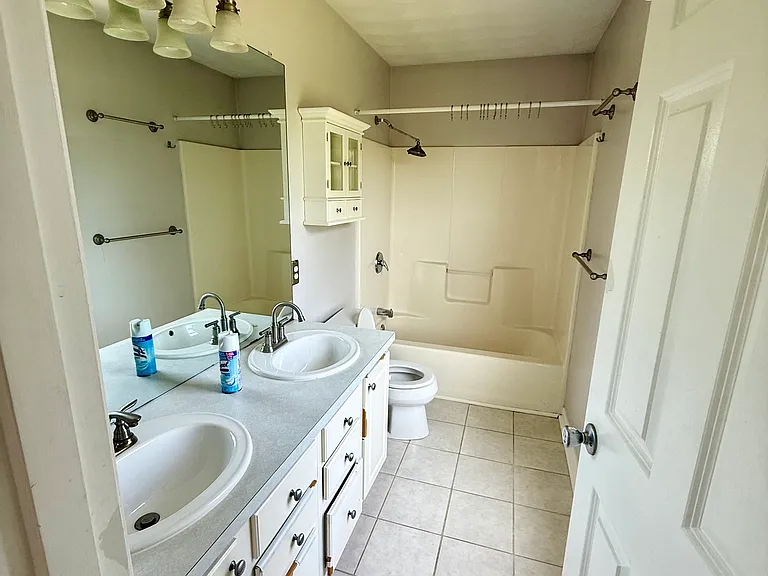125 Goldenrod Dr — Photo 14