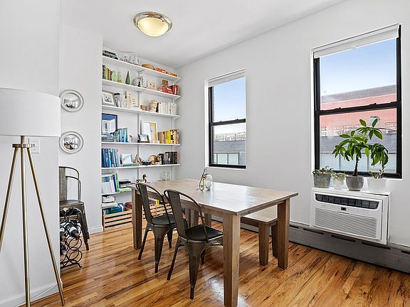 3rd image of 192 Smith St APT 2B