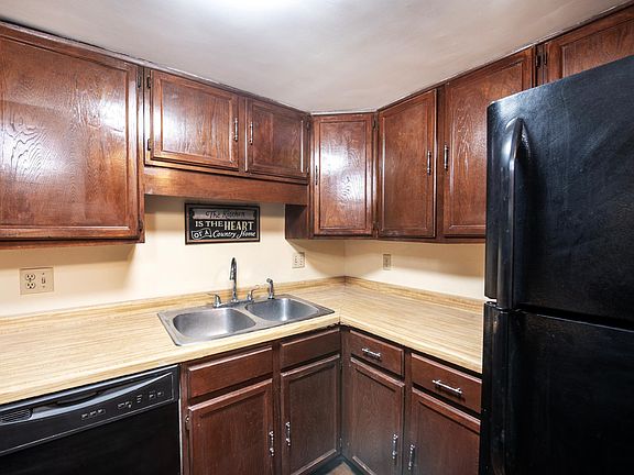 3rd image of 7112 72nd Ln N APT 257