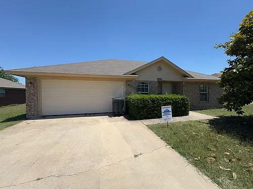 4004 Riverrock Dr Photo 1
