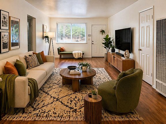 3rd image of 1140 W Avenue H12