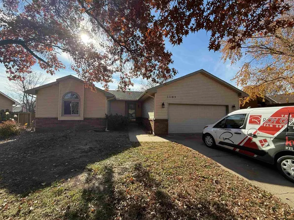 11105 W Taylor Cir, Wichita, KS 67212
