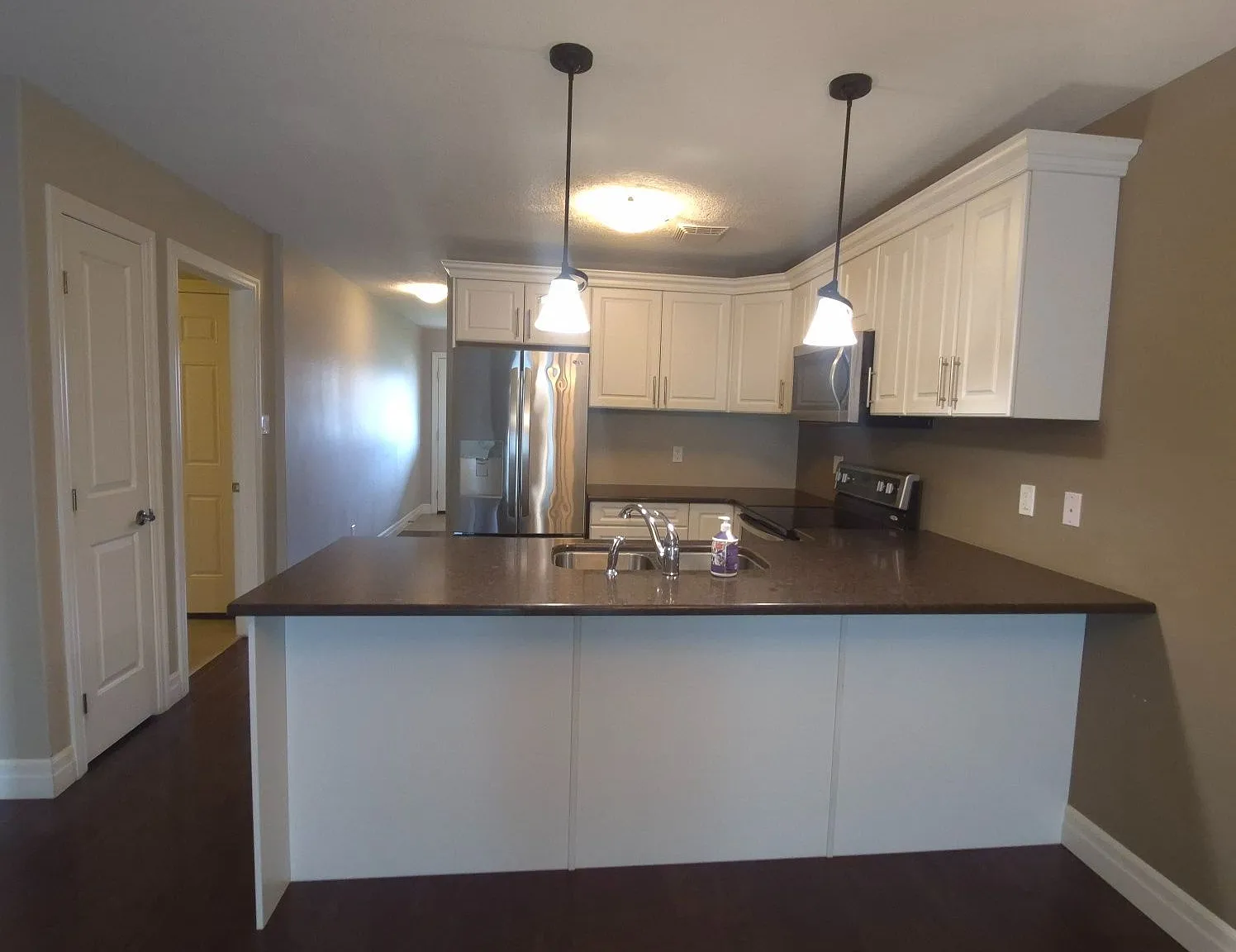2 bed, $2,200 — Photo 2