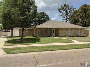 9233 Rushwood Dr, Baton Rouge, LA 70818