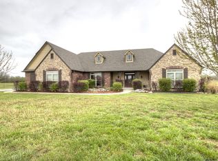 18450 Quail Creek Rd, Claremore, OK 74017