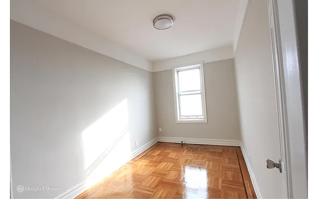 Rented by Douglas Elliman | media 14