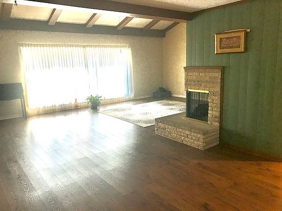 4th image of 88 Briarwood