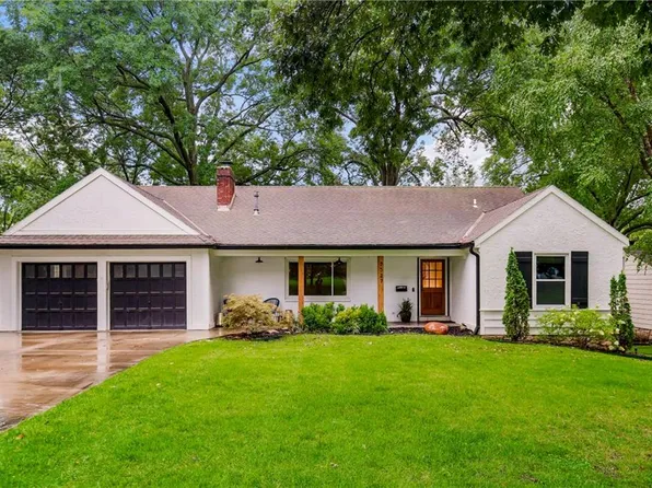 2527 W 90th St, Leawood, KS 66206