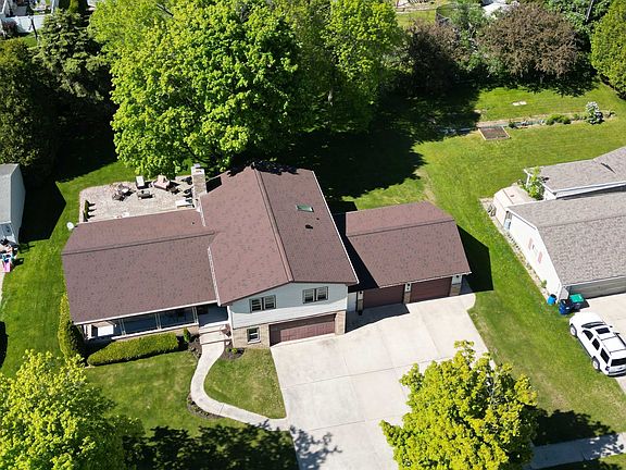 5th image of 715 Lincoln St