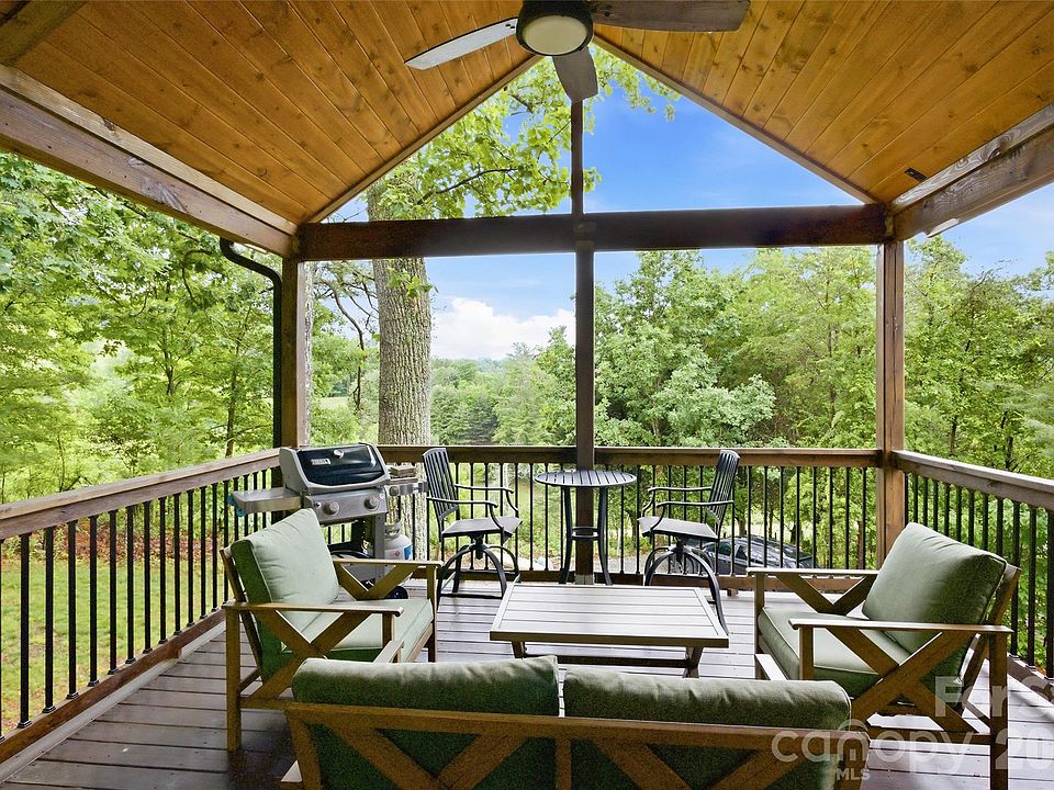 1st image of 211 Wimbledon Ct