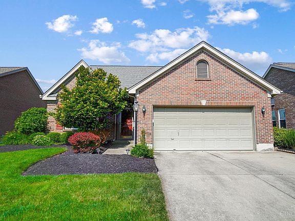 2nd image of 2936 Fairways Dr